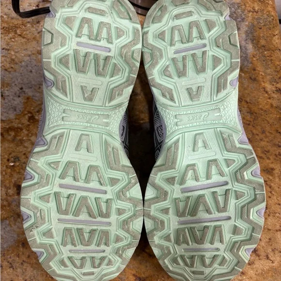 ASICS Gel Venture 8 size 10 - Picture 9 of 9